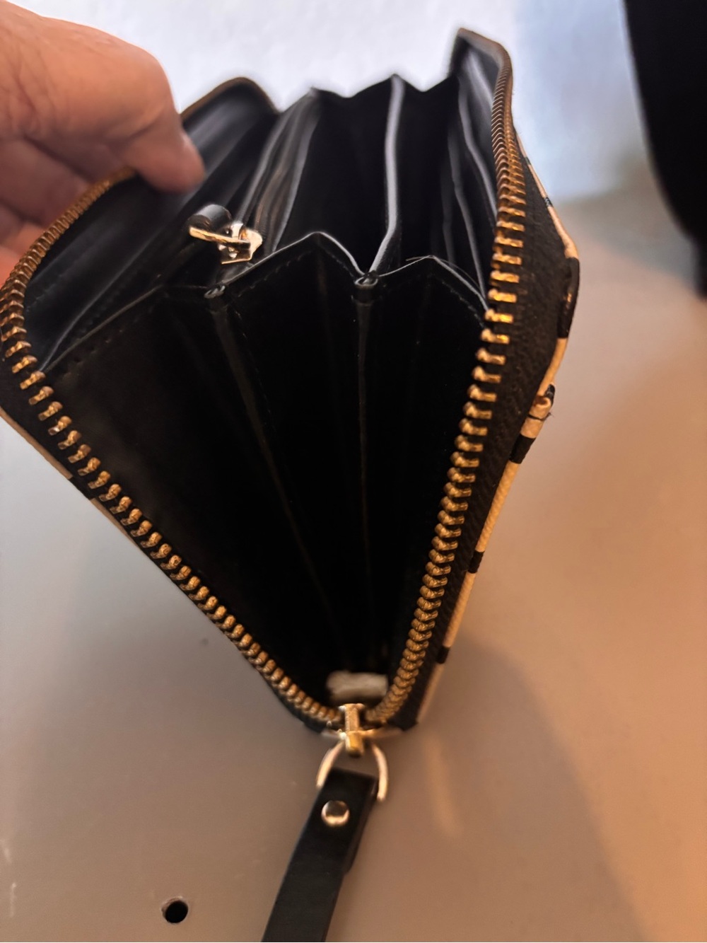 kate spade Cream and Black Grid Zip-Around Wallet - Picture 6 of 6